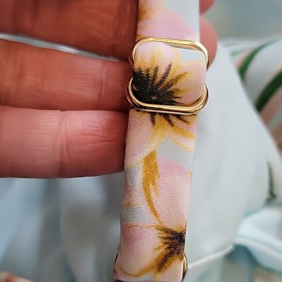 NWT KONA SOL ONE PIECE FLORAL WRAP SWIMSUIT W/PADDED CUPS SZ.S - Picture 7 of 7